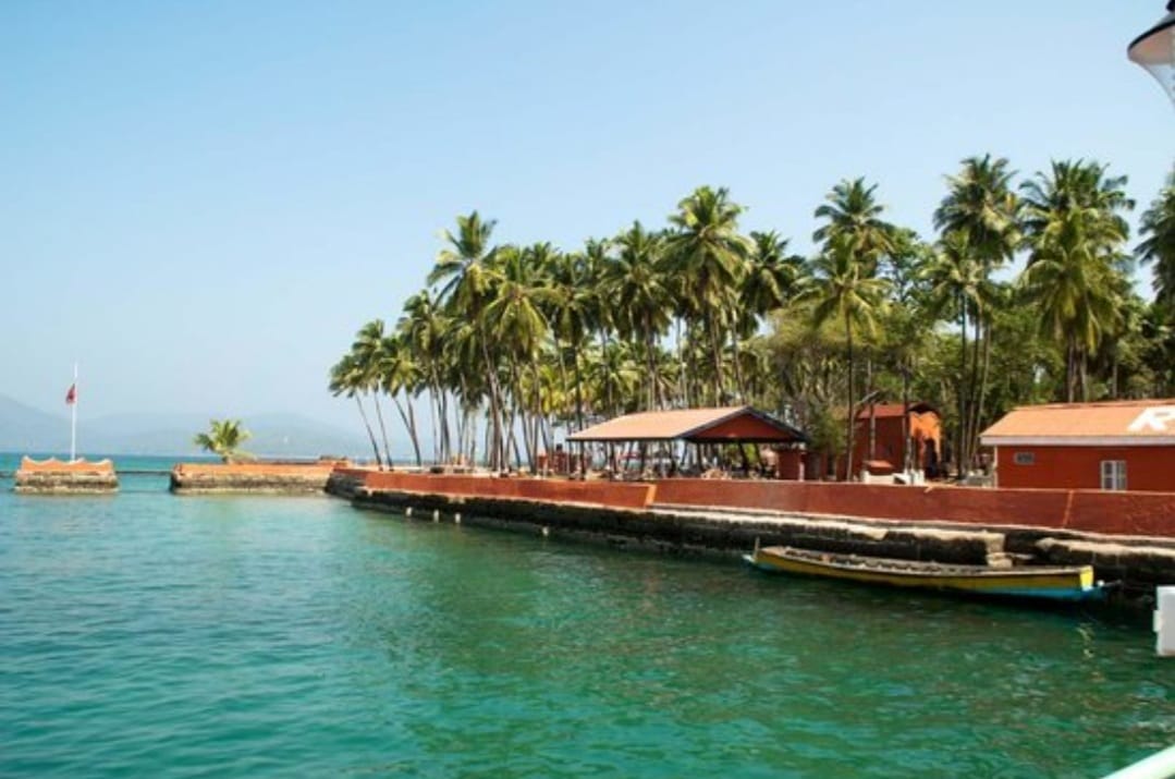 2 Nights - 3 Days Holiday Package